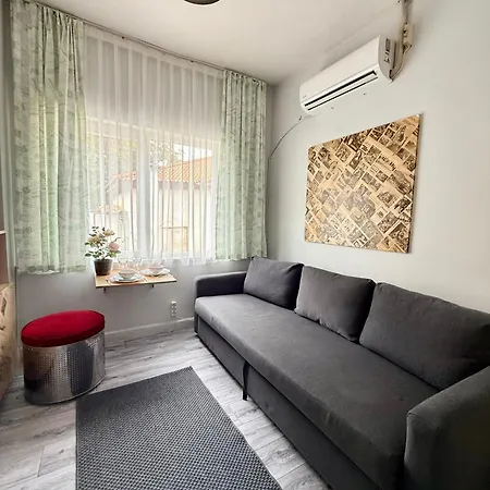 Apartamento Kaleiçi Muhteşem Konum Deniz Yakını 1+0 özel Ev Antália