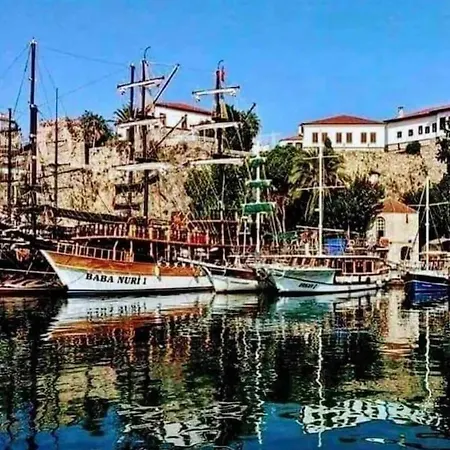 Apartment Kaleici Muhtesem Konum Deniz Yakini 1+0 Oezel Ev *