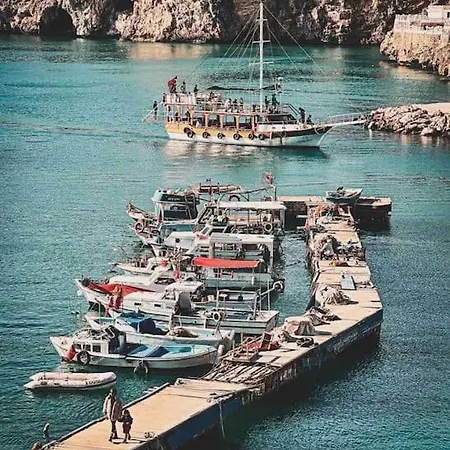 Apartment Kaleici Muhtesem Konum Deniz Yakini 1+0 Oezel Ev Antalya
