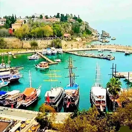 Kaleici Muhtesem Konum Deniz Yakini 1+0 Oezel Ev Apartment